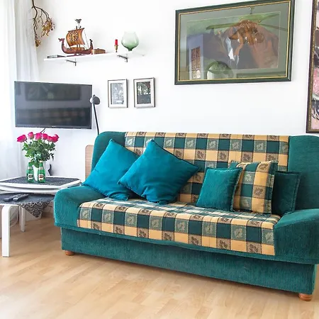 Al-dom Pod Konikiem 103 , 150m Do Morza Daire