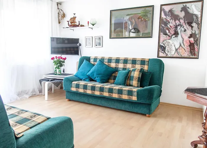 Apartment Al-dom Pod Konikiem 103 , 150m Do Morza *